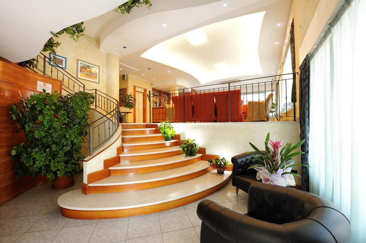 Hotel Mirabel Rimini Esterno foto